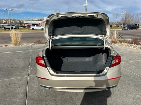 Used 2020 Honda Accord LX image 8