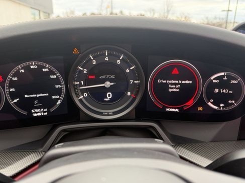 Used 2022 Porsche 911 Targa 4 GTS image 9