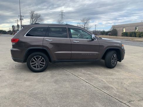 Used 2019 Jeep Grand Cherokee Limited image 7