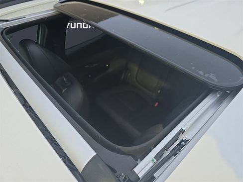 New 2024 Hyundai Santa Cruz Limited image 18