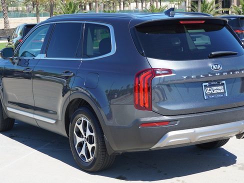 Used 2020 Kia Telluride EX image 8
