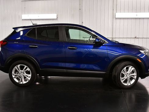 Used 2023 Buick Encore GX Preferred w/ Cold Weather Comfort Package AWD/4WD image 8