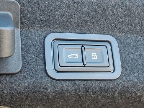 Certified 2023 Audi S6 Prestige w/ Prestige Package image 31