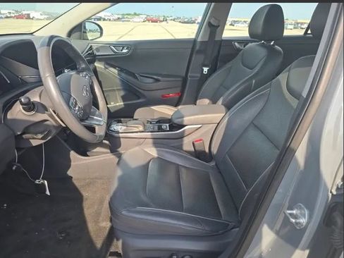 Used 2021 Hyundai Ioniq Limited FWD image 5