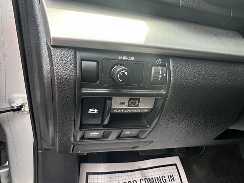 Used 2013 Subaru Legacy 2.5i Premium w/ All-Weather Pkg AWD/4WD image 16