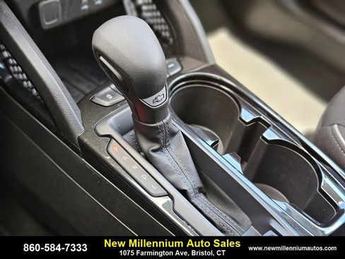 Used 2024 Chevrolet TrailBlazer LT image 25