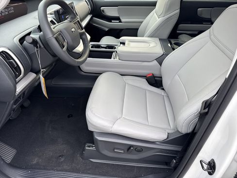 New 2026 Ford Expedition Max Active image 9