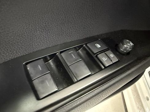 Used 2026 Toyota Camry SE w/ Convenience Package FWD image 29
