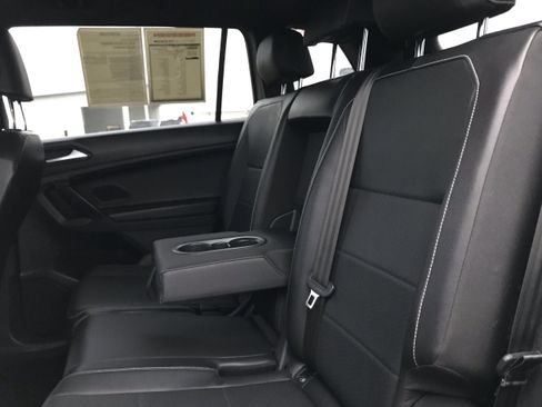 Used 2021 Volkswagen Tiguan SE R-Line image 20