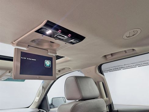 Used 2018 GMC Yukon XL Denali w/ Denali Ultimate Package image 26