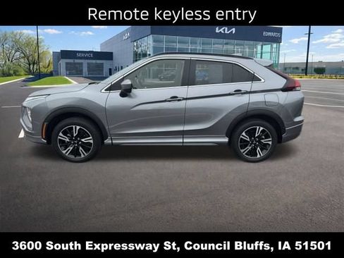 Used 2024 Mitsubishi Eclipse Cross SEL AWD/4WD image 5
