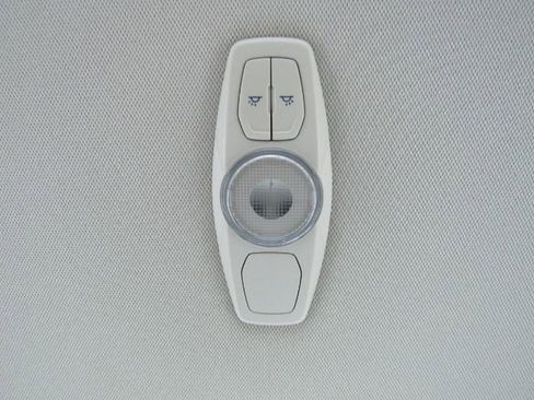 Used 2016 Ford Focus Electric Hatchback image 29