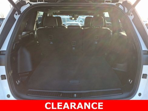 Used 2023 Jeep Grand Cherokee Altitude image 29