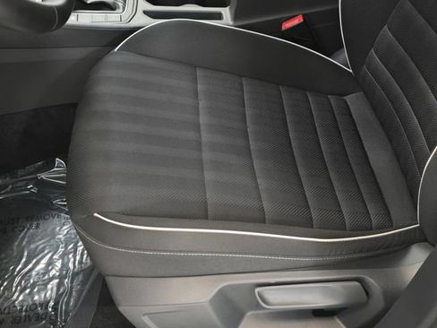 Used 2024 Volkswagen Jetta Sport FWD image 19