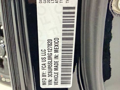 Used 2024 RAM 2500 Limited image 25