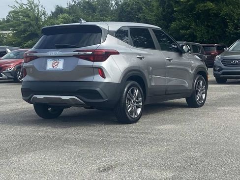 Used 2022 Kia Seltos LX AWD/4WD image 3