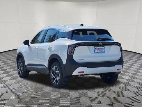 New 2026 Nissan Kicks SV image 4