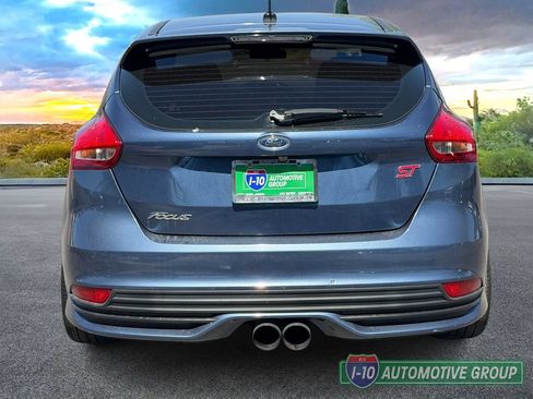 Used 2018 Ford Focus ST FWD image 6