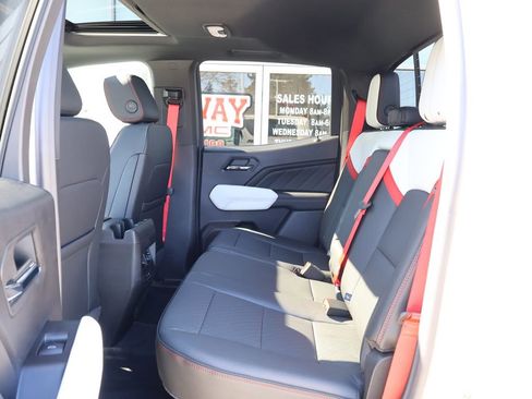 New 2026 GMC Canyon AT4X w/ AT4X AEV Edition AWD/4WD image 26