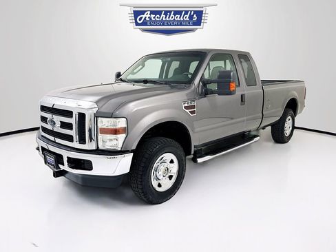 Used 2009 Ford F250 XLT AWD/4WD image 3