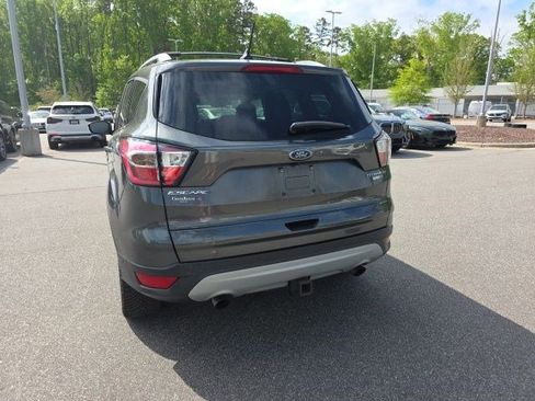 Used 2018 Ford Escape Titanium w/ Ford Safe & Smart Package image 12