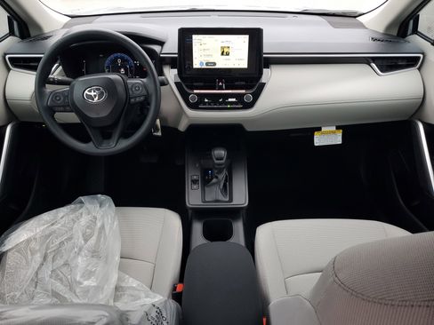 New 2026 Toyota Corolla Cross L image 14