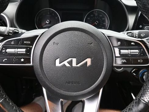 Used 2022 Kia Forte GT-Line FWD image 34