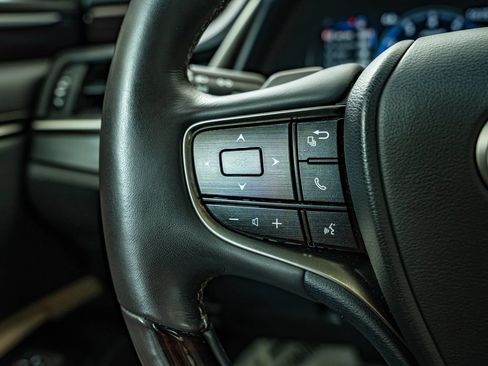Used 2019 Lexus ES 350 w/ Premium Package FWD image 20