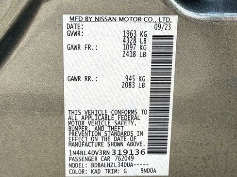 Used 2024 Nissan Altima 2.5 SV image 32