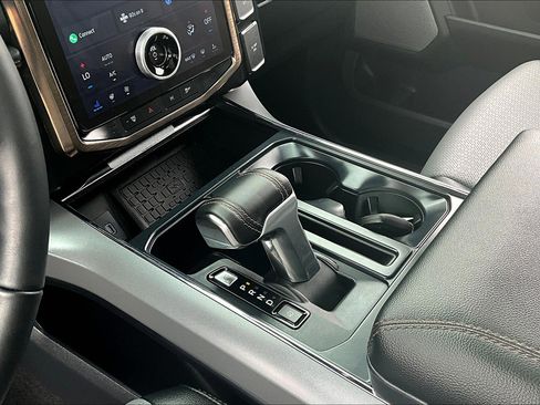 Used 2024 Ford F150 Lightning Lariat image 15