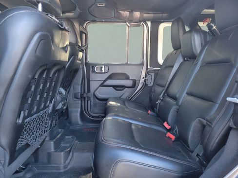 Used 2021 Jeep Wrangler Unlimited Rubicon w/ Trailer Tow Package AWD/4WD image 6