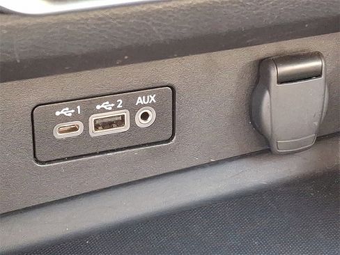 Used 2024 Nissan Altima 2.5 SV image 23