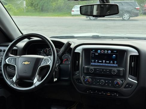 Used 2018 Chevrolet Silverado 1500 LT w/ All Star Edition AWD/4WD image 44