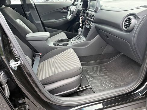 Used 2019 Hyundai Kona SE FWD image 13