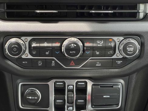 New 2025 Jeep Wrangler Sport S image 20