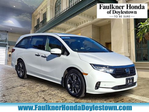 Used 2023 Honda Odyssey Elite image 1