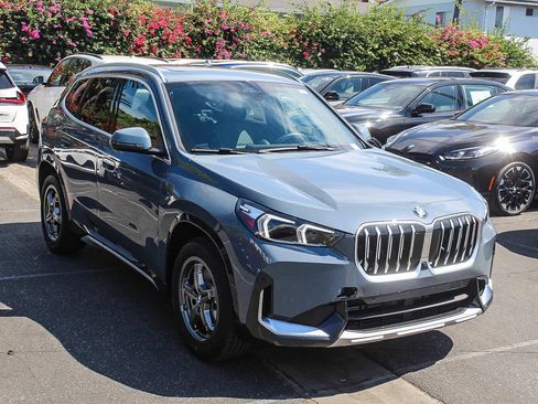 New 2026 BMW X1 xDrive28i w/ Technology Package AWD/4WD image 3