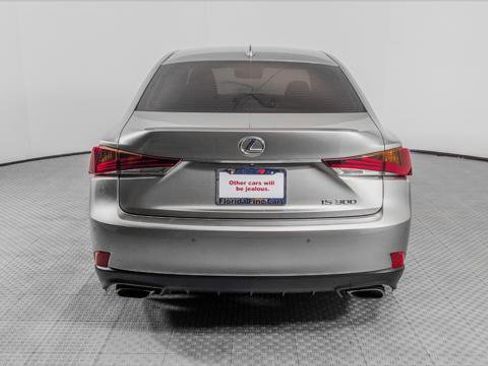 Used 2019 Lexus IS 300 w/ Premium Package image 7