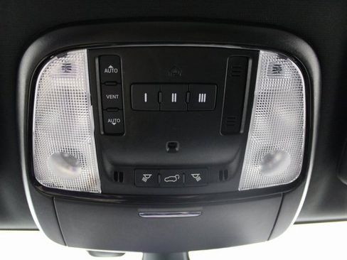 Used 2023 Dodge Durango R/T image 44