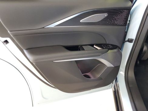 New 2026 Cadillac Lyriq V w/ Exterior Carbon Fiber Package AWD/4WD image 9