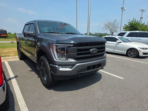 Used 2023 Ford F150 Lariat w/ Equipment Group 502A High AWD/4WD image 3