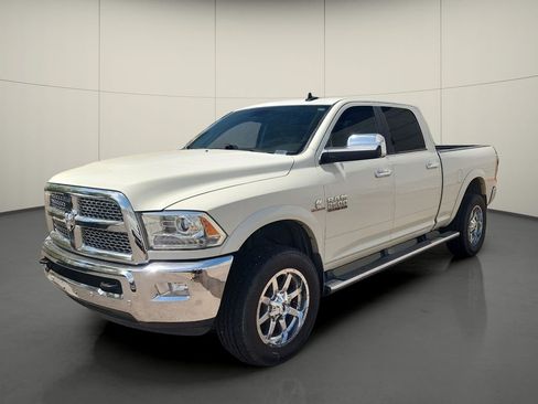 Used 2018 RAM 2500 Laramie w/ Convenience Group RWD image 3