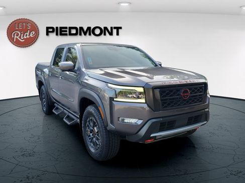 Used 2023 Nissan Frontier PRO-4X w/ Pro-4X Premium Package AWD/4WD image 3