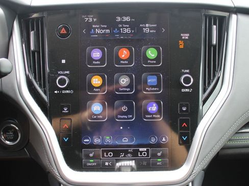 Used 2024 Subaru Outback Onyx Edition AWD/4WD image 18