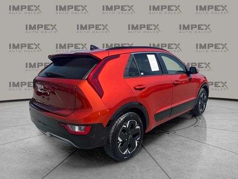 Used 2023 Kia Niro Wind w/ Wind Preserve Package FWD image 5