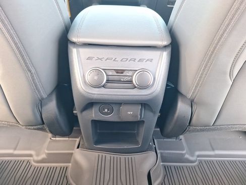 New 2026 Ford Explorer Active w/ Active Comfort Package AWD/4WD image 19