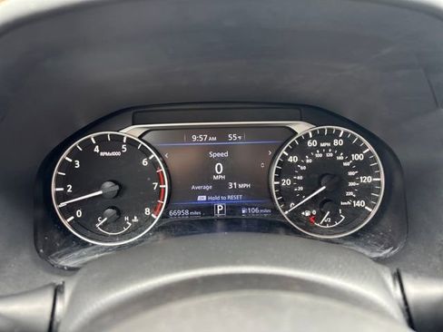 Used 2021 Nissan Altima 2.5 SR image 11