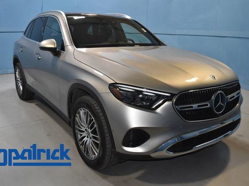 Certified 2024 Mercedes-Benz GLC 300 4MATIC image 1