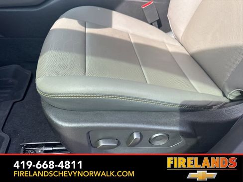 Used 2024 Chevrolet Colorado ZR2 w/ ZR2 Convenience Package III image 24