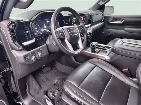 Certified 2022 GMC Sierra 1500 SLT w/ SLT Premium Package image 11